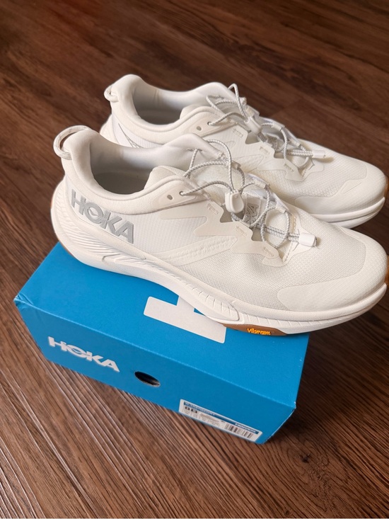 Hoka Shoes - HOKA woman’s White Lightweight Running Shoes